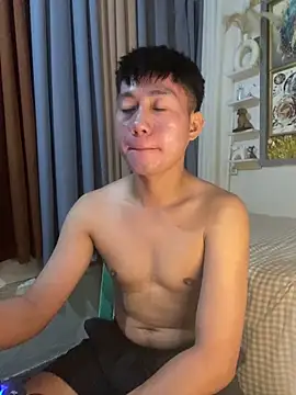 XXX chat uživo modela xshyboyx