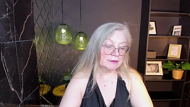 NataliMellow live XXX chat