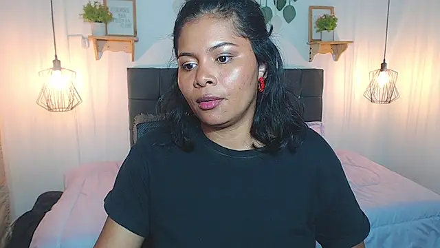 แชท XXX สดของ Emma_hassani