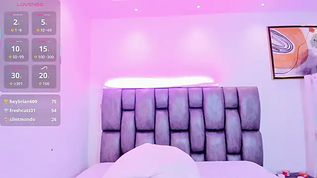 martina_mancini's Live XXX Chat