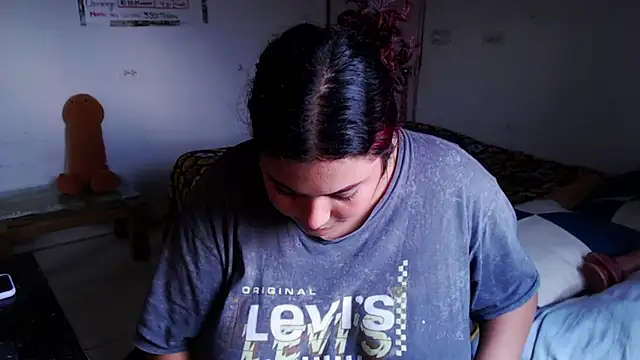 Онлайн чат XXX girl_milk2