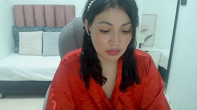 sophia_hadid – Live XXX-chat