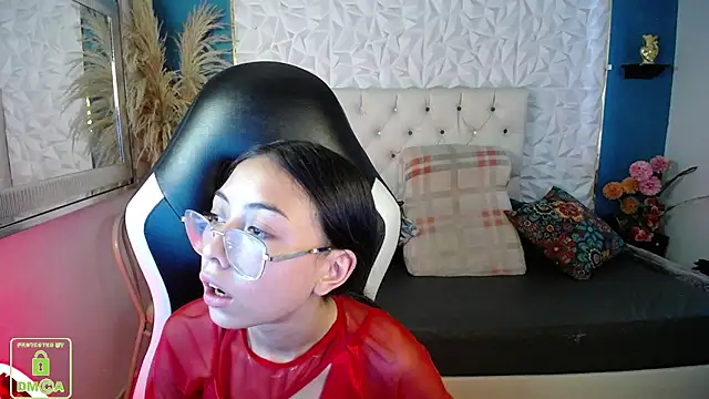 NathaliaSweet_11's Live XXX Chat