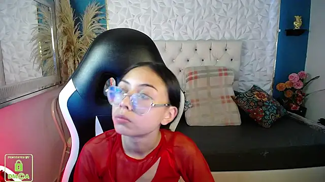 NathaliaSweet_11's Live XXX Chat