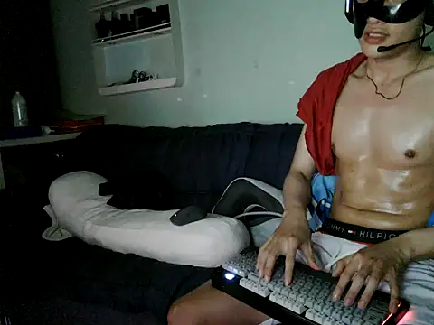 XXX chat uživo modela boyhigh1997