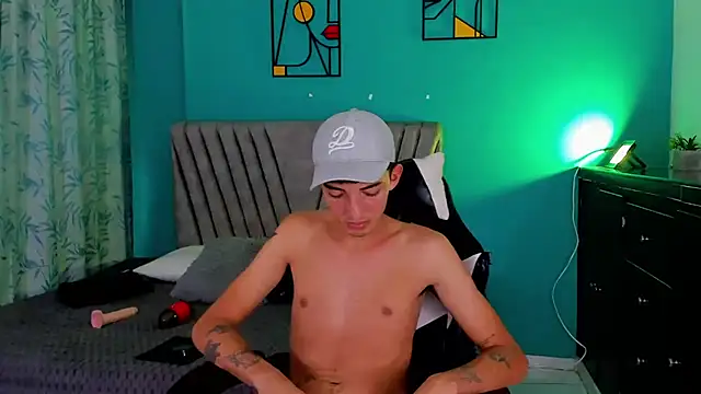 Chat XXX en directo de Maikol_Ortiz