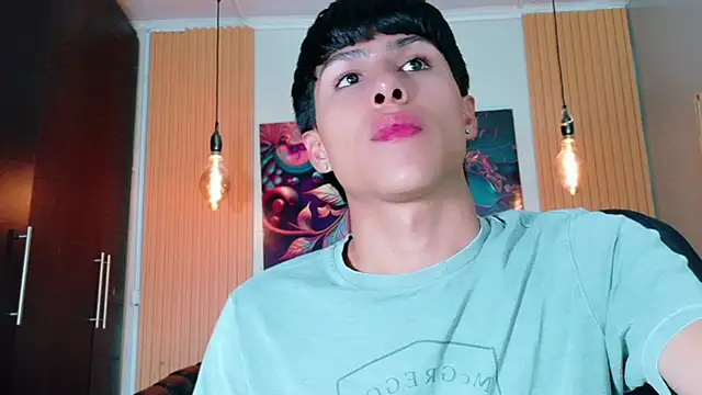 XXX chat uživo modela Evans_Robinson