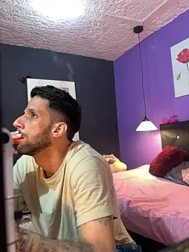 Chat XXX en directo de Karim_mansur