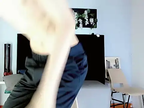 XXX chat uživo modela sora_jun