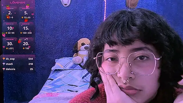 NinaYellow Chat XXX live