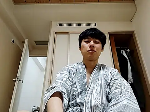 XXX chat uživo modela whitebriefboy