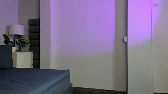 Madie__collins live XXX chat