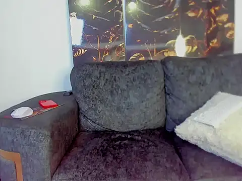 winy_hot Show in webcam