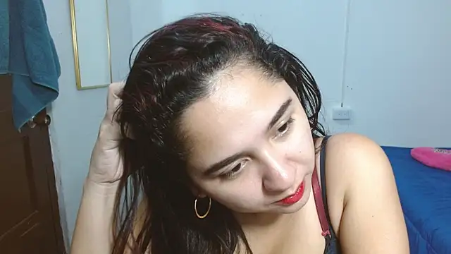 Thalian 라이브 XXX 채팅