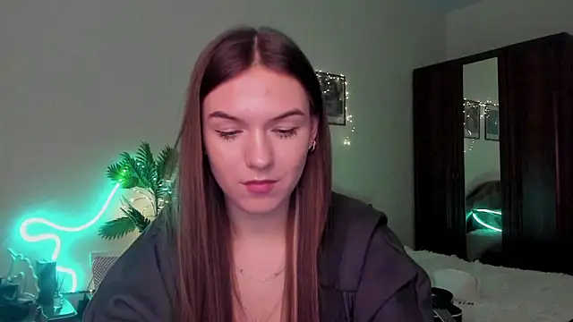 Chatroom XXX en direct de luna_lust_212