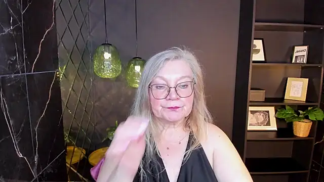 NataliMellow's Live XXX Chat