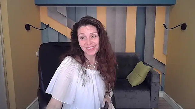 EllaLong's Live XXX Chat