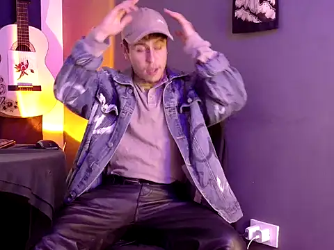 XXX chat uživo modela Antonello_Vannucci