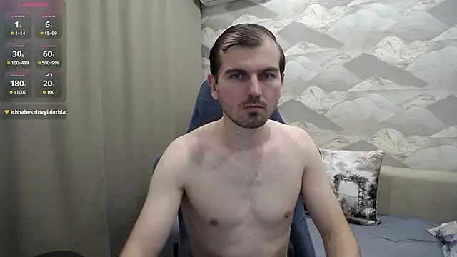 XXX chat uživo modela SerzhKorol1