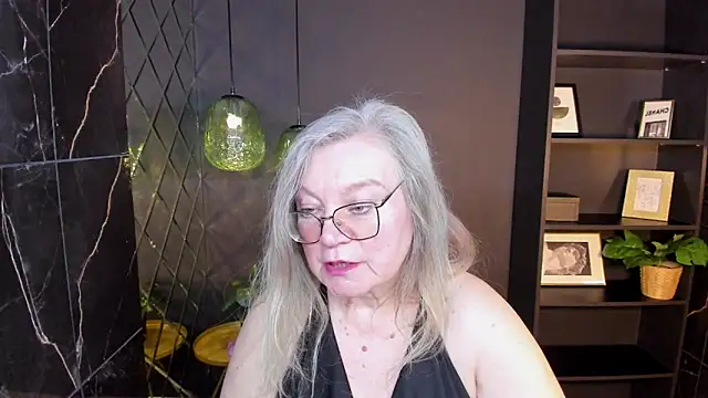 NataliMellow's Live XXX Chat