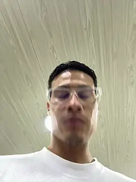 Chat +18 de Latin_Paisa_Boy ao vivo