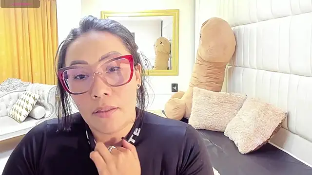 gaby_trent live XXX chat