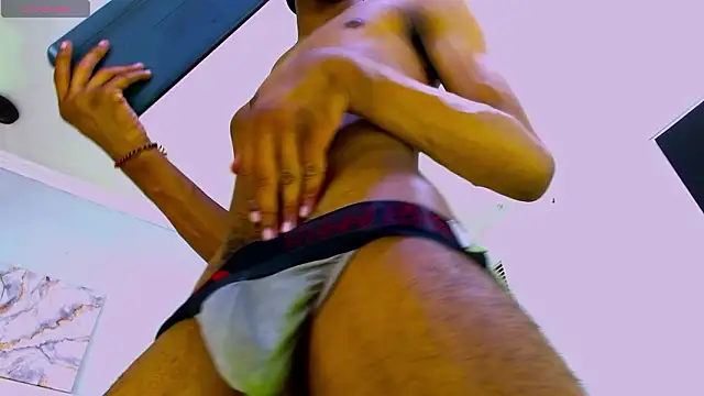 Santiago_Ortiz_ webkamerás műsora