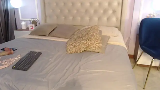 LiaTrainor – webcam-show