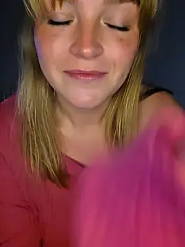 Chat XXX en directo de MissLolly92