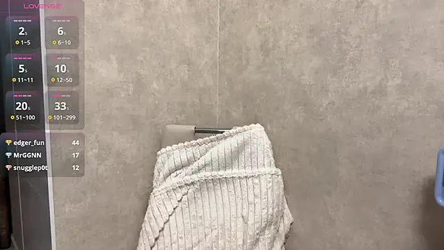 ElliKrovel 라이브 XXX 채팅