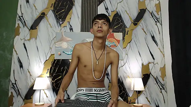 Chat XXX ao vivo de KITTY_BOSH