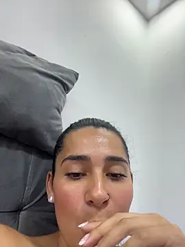 Czat XXX na żywo – Meganmilk1