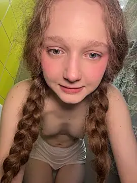 Chat XXX Live outside_rosy