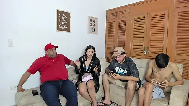 brutal_sex_room2k Pertunjukan Webcam