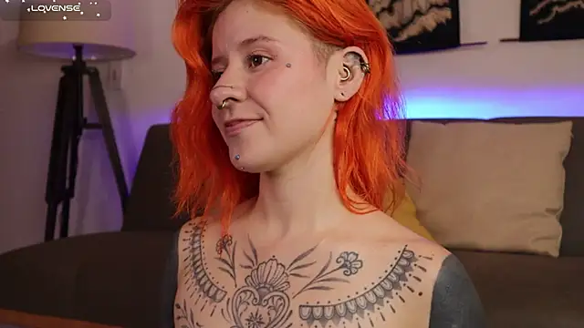 Chat +18 de Daarlene ao vivo