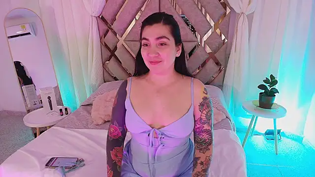 Czat XXX na żywo – KathiaJenner