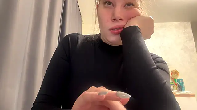 Lunexia_Kysstoria 即時 XXX 聊天