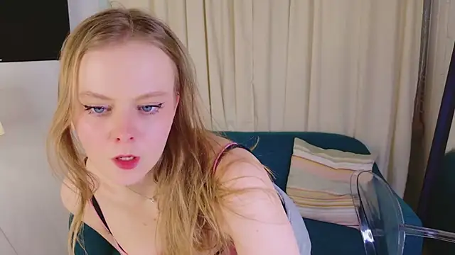 Sophie_Peach_ 即時 XXX 聊天