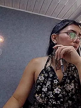 jaade_doll Webcam Show