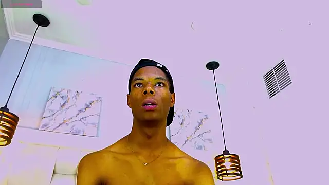 Santiago_Ortiz_ Live XXX-Chat