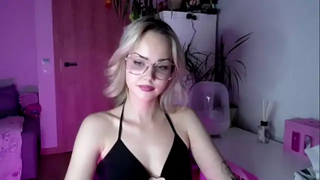 LexiexPlay Chat XXX live