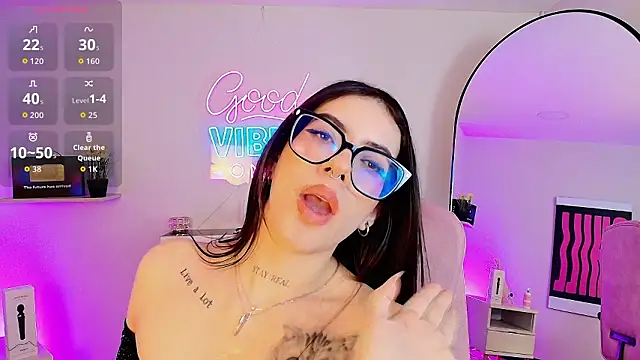 Alice_Vixen Live XXX Chat