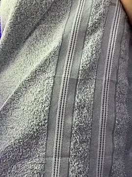 XXX chat uživo modela mahia_queen