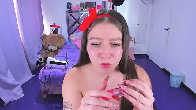 Chatroom XXX en direct de Luna_Analya