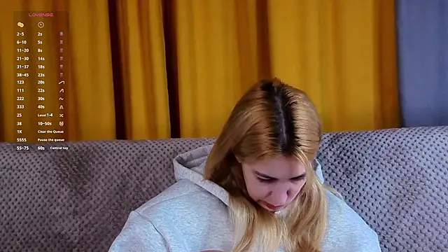 AngelicRice: онлайн-секс-чат