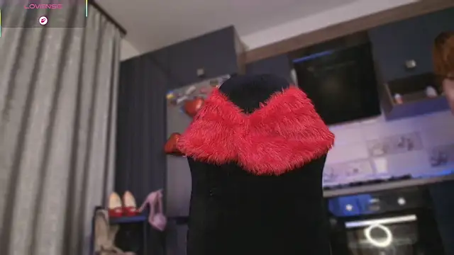 emlana Obrolan Langsung XXX