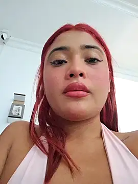 Layla_em's Live XXX Chat