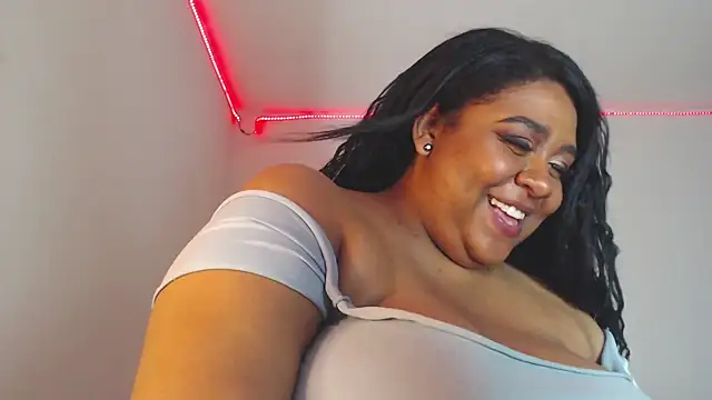 دردشة BiancaFollerach الجنسية المباشرة