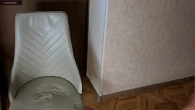 XXX chat uživo modela NoFace_Model