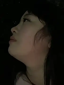 Mloy-01 在線直播表演